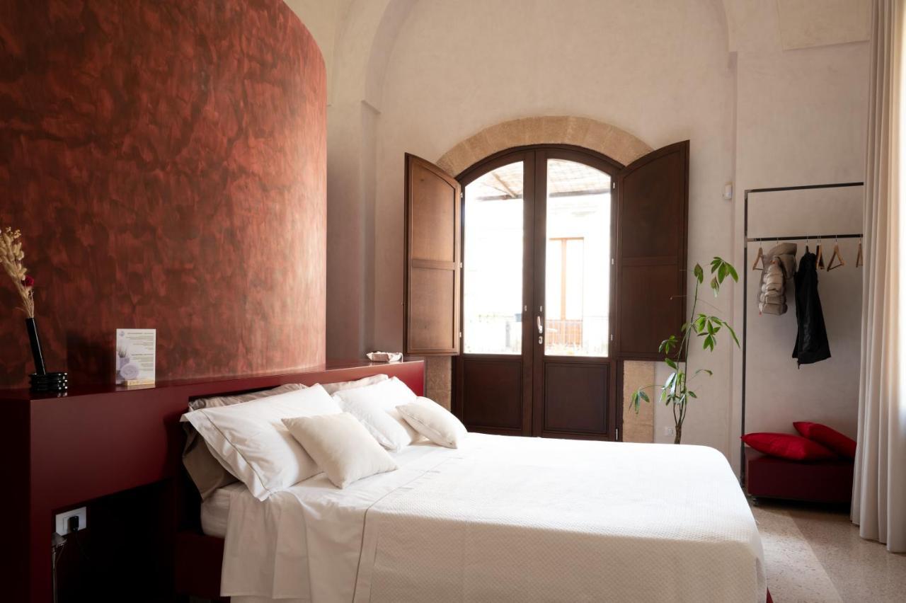 Palazzo Donna Titi Bed and Breakfast Nardò Buitenkant foto